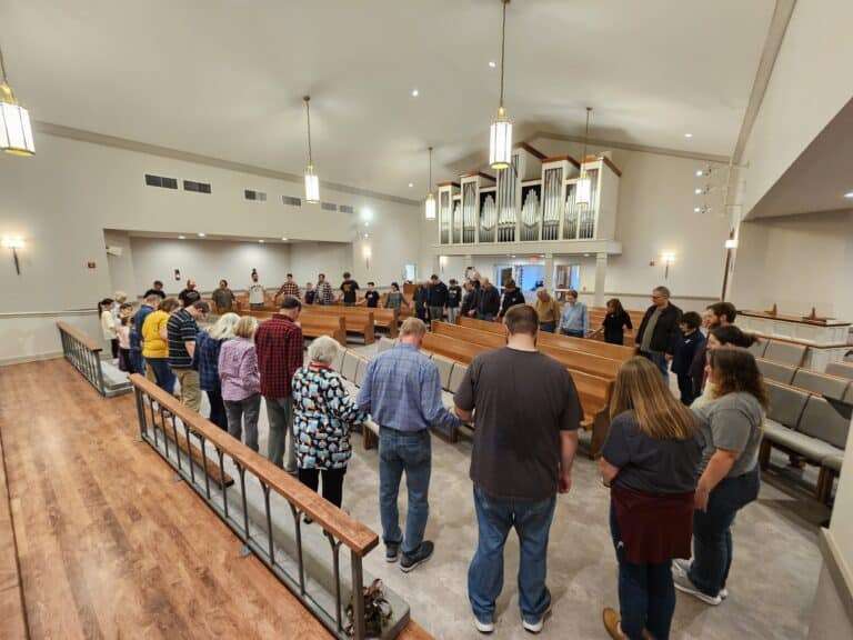 churches in lancaster